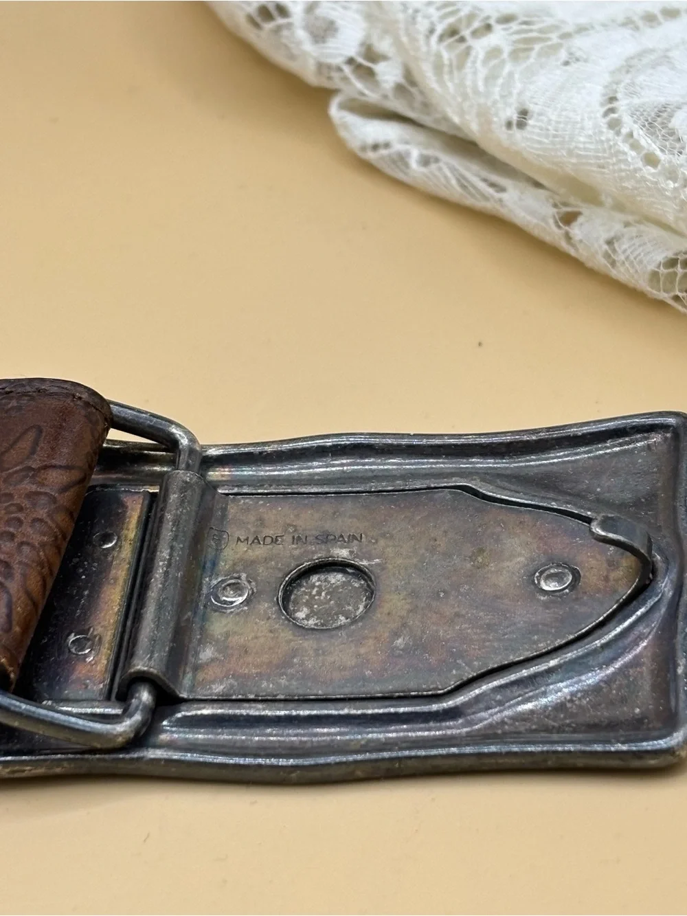 Vintage style Avignon Brown Floral Leather Belt